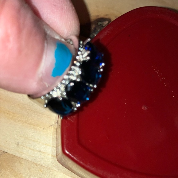 STAINLESS STEEL SIMULATED SAPPHIRE GEMSTONE (4 STONES) RING SIZE 8 ELEGANT - Picture 6 of 8